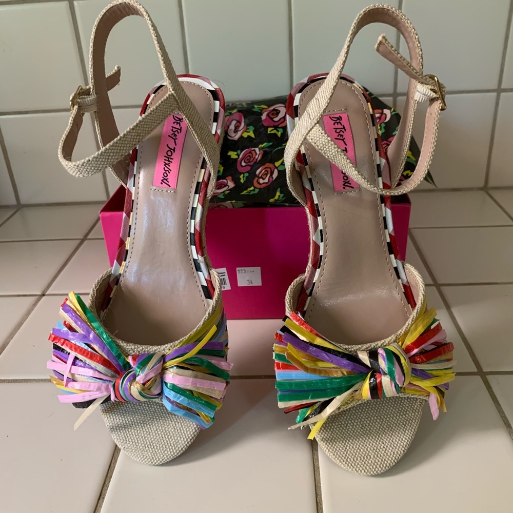 Darling NEW Betsy Johnson Shoes!